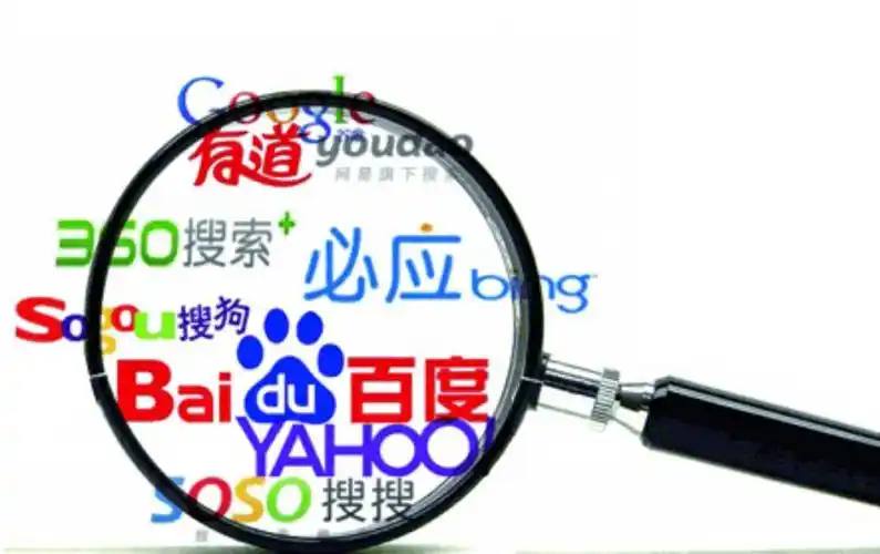 女子故意夹门赶地铁